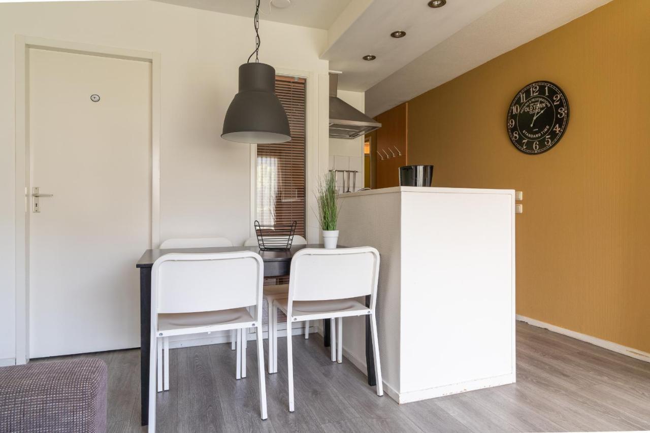 Appartement De Kompaan, Resort Amelander Kaap ฮอลลุม ภายนอก รูปภาพ